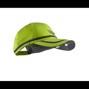 POWERCAP Safety Visibility LED Hat 25/10 Nwt